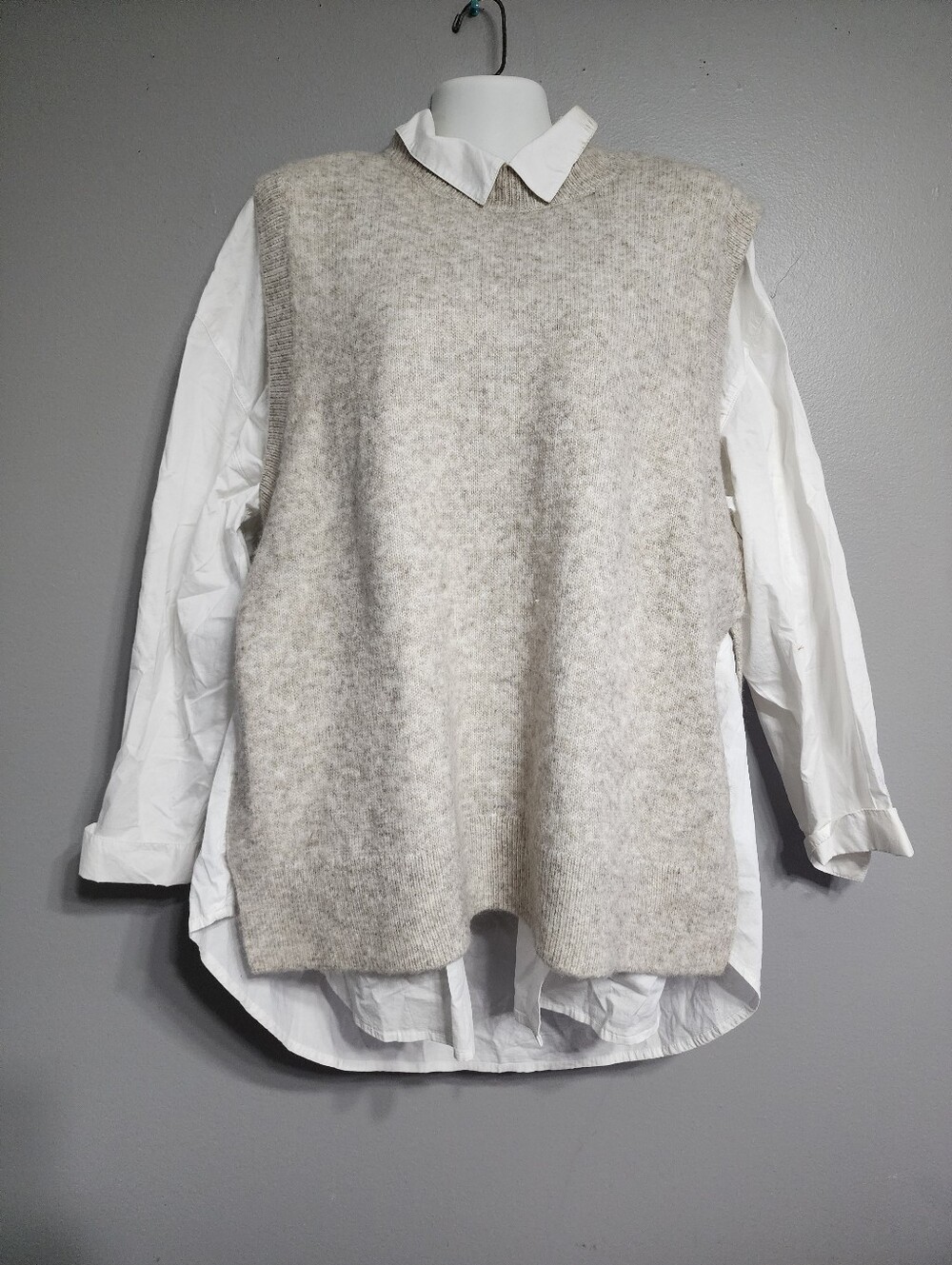 H&M Sleeveless Oversized Sweater Vest
